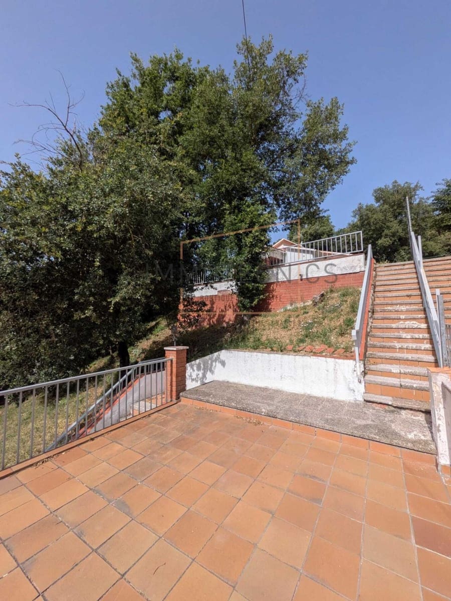 3 bedroom Finca/Country House for sale in Moia with garage - € 198,000 (Ref: 9920561)
