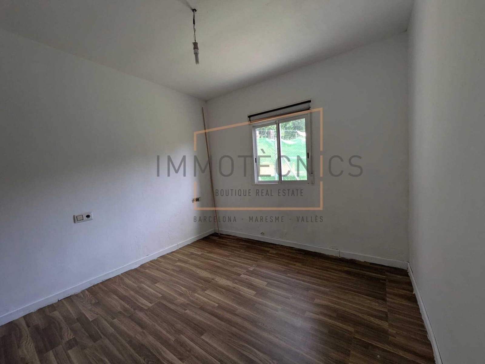 3 bedroom Finca/Country House for sale in Moia with garage - € 198,000 (Ref: 9920561)