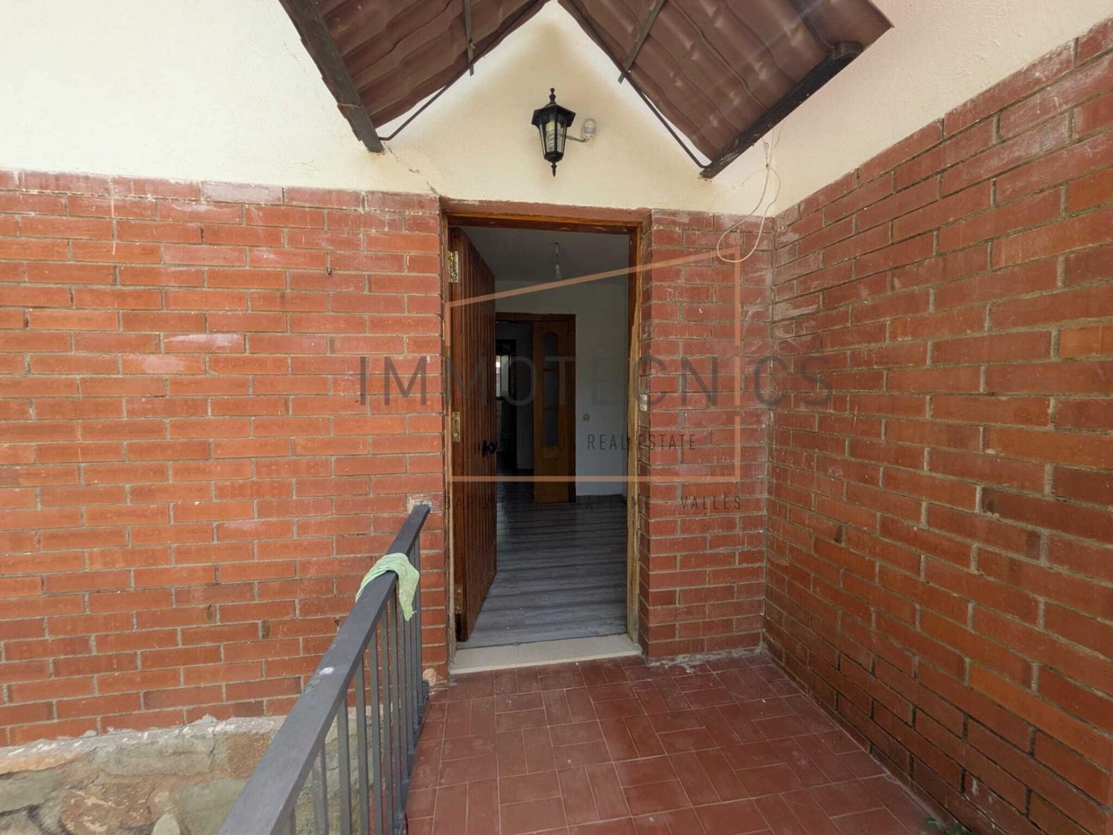 3 bedroom Finca/Country House for sale in Moia with garage - € 198,000 (Ref: 9920561)