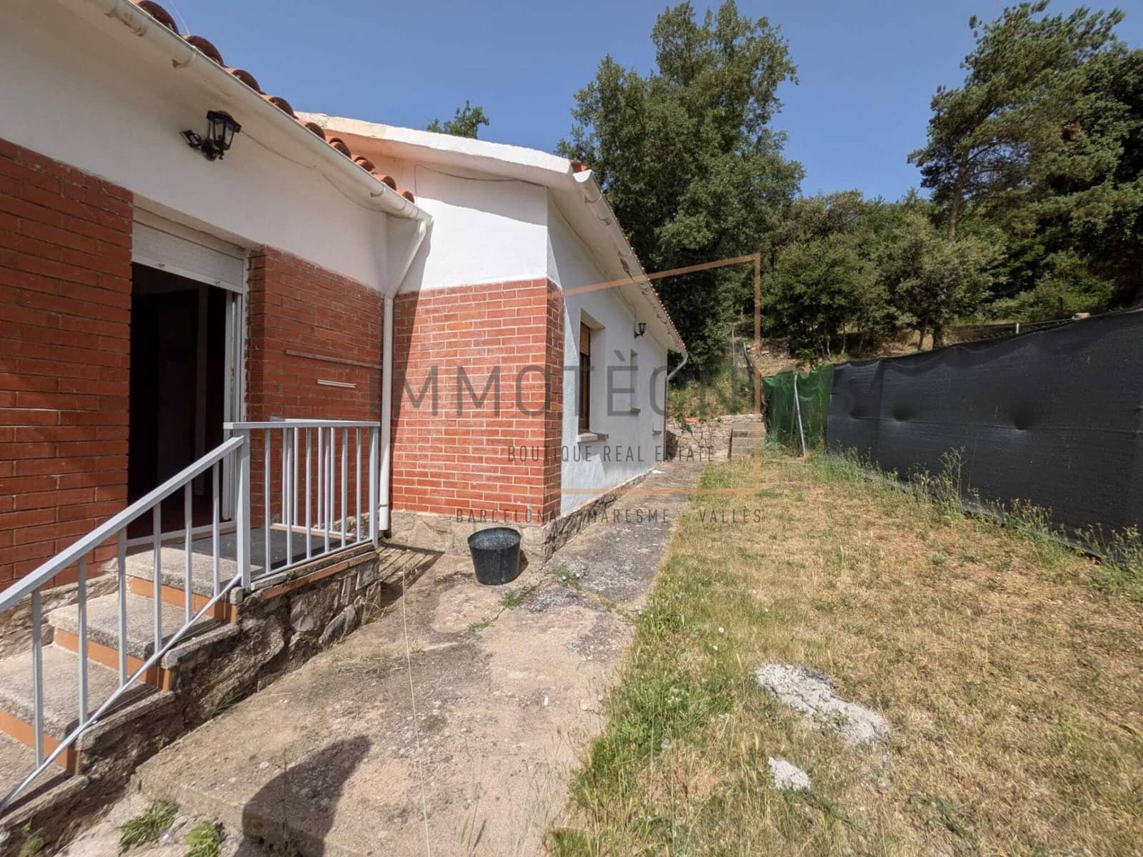 3 bedroom Finca/Country House for sale in Moia with garage - € 198,000 (Ref: 9920561)
