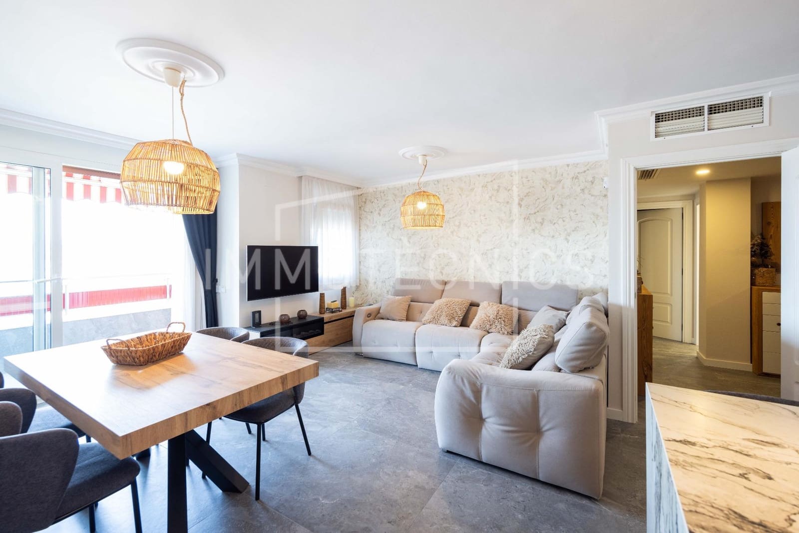 3 bedroom Penthouse for sale in Granollers with pool garage - € 619,000 (Ref: 9922441)