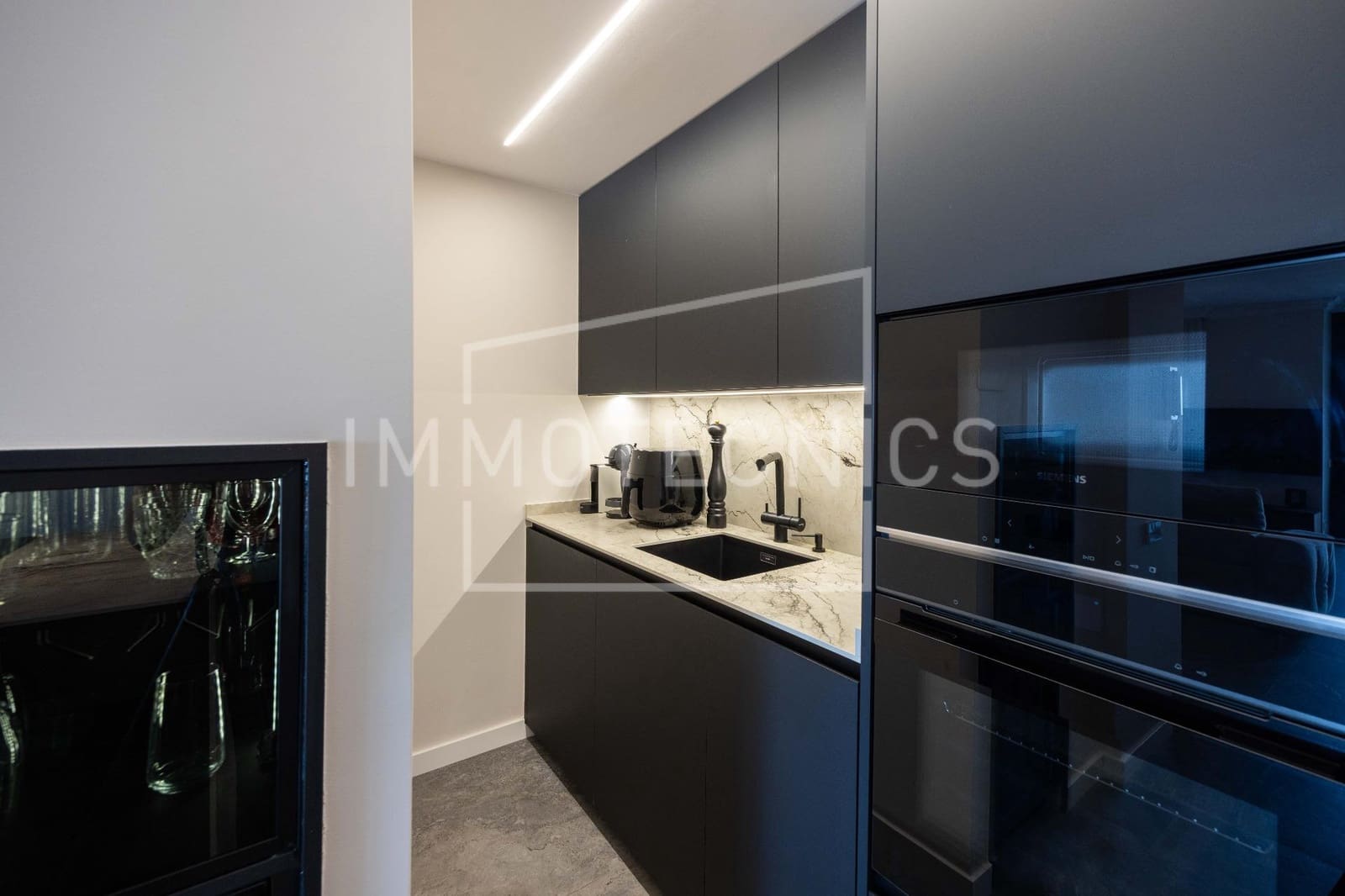 3 bedroom Penthouse for sale in Granollers with pool garage - € 619,000 (Ref: 9922441)