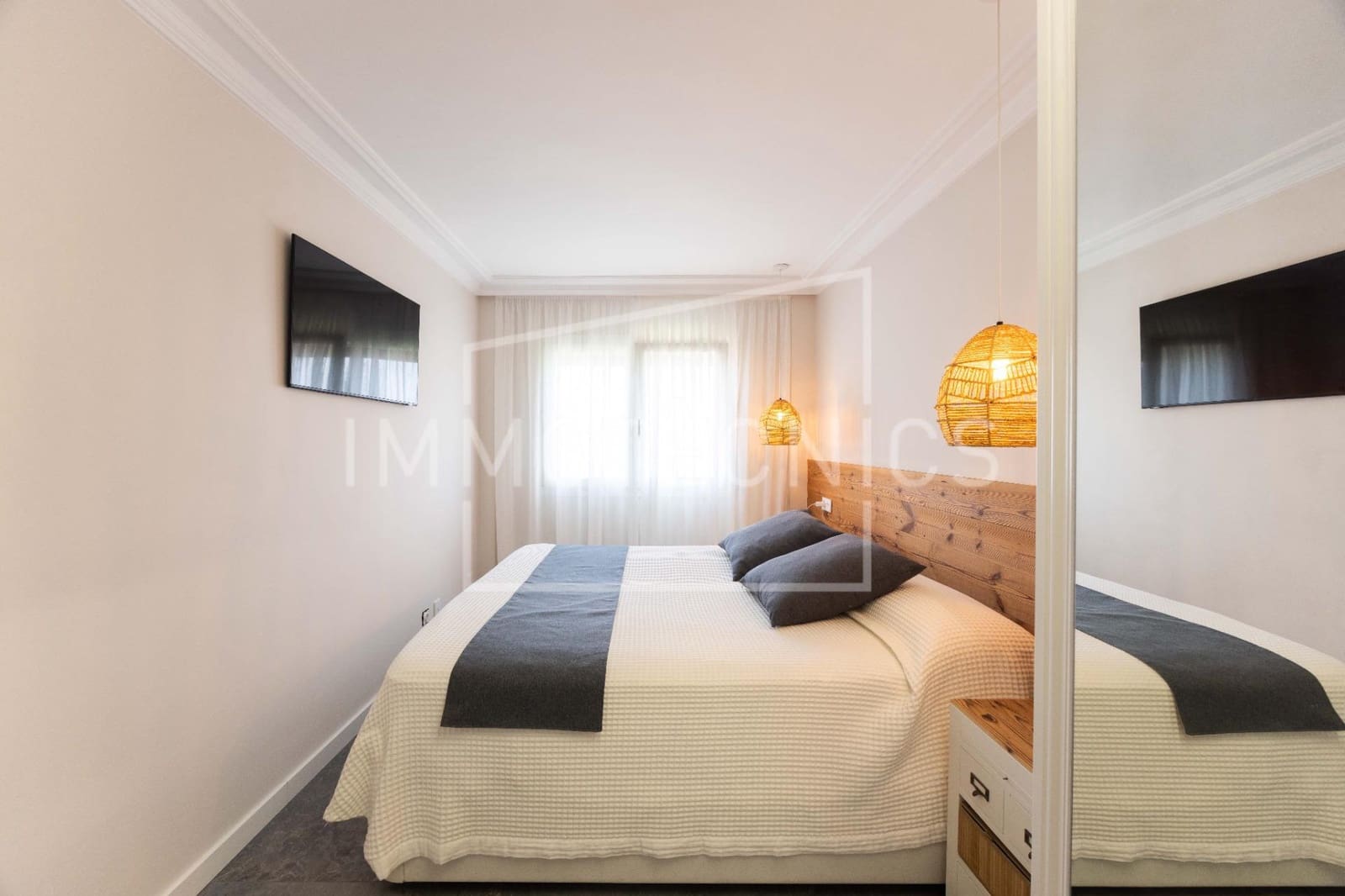 3 bedroom Penthouse for sale in Granollers with pool garage - € 619,000 (Ref: 9922441)