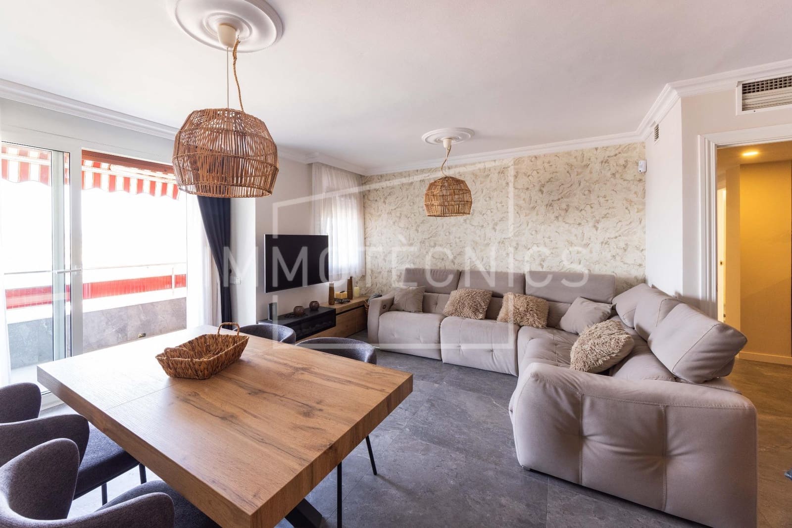 3 bedroom Penthouse for sale in Granollers with pool garage - € 619,000 (Ref: 9922441)