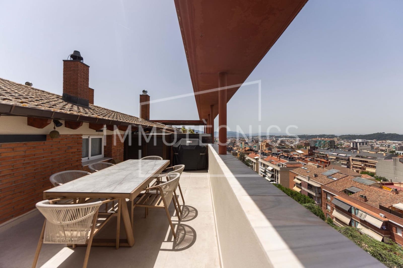 3 bedroom Penthouse for sale in Granollers with pool garage - € 619,000 (Ref: 9922441)
