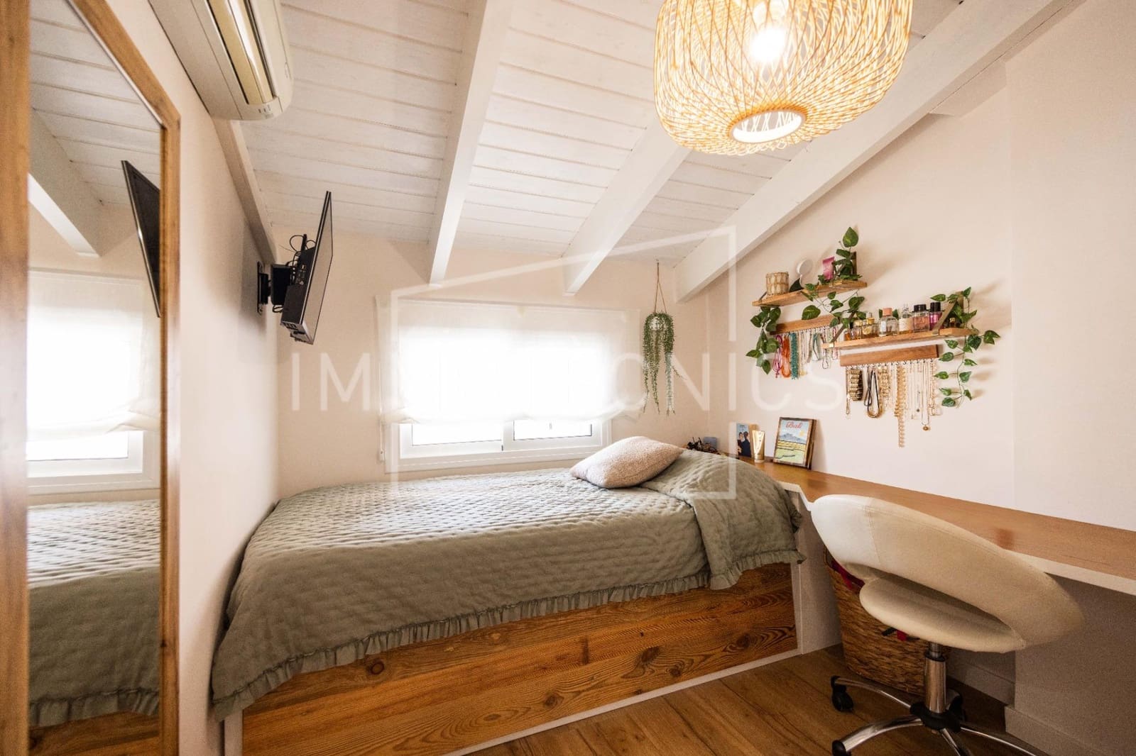 3 bedroom Penthouse for sale in Granollers with pool garage - € 619,000 (Ref: 9922441)