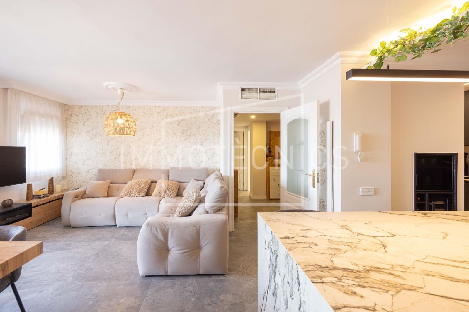 3 bedroom Penthouse for sale in Granollers with pool garage - € 619,000 (Ref: 9922441)