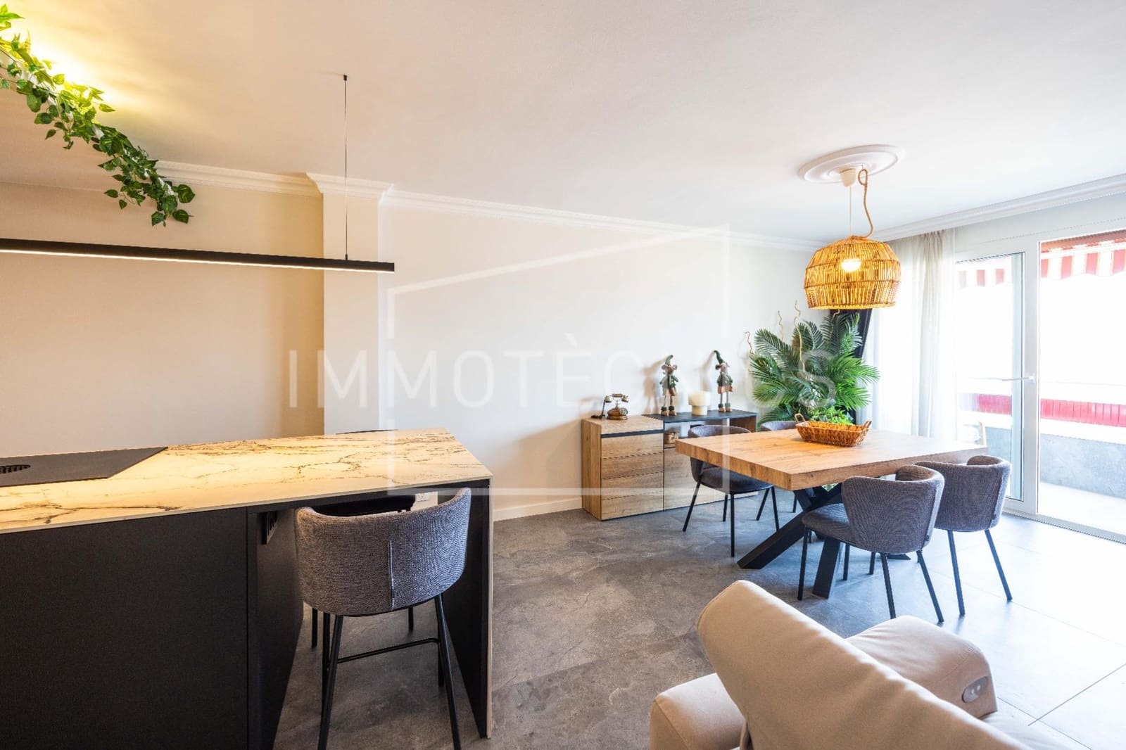 3 bedroom Penthouse for sale in Granollers with pool garage - € 619,000 (Ref: 9922441)
