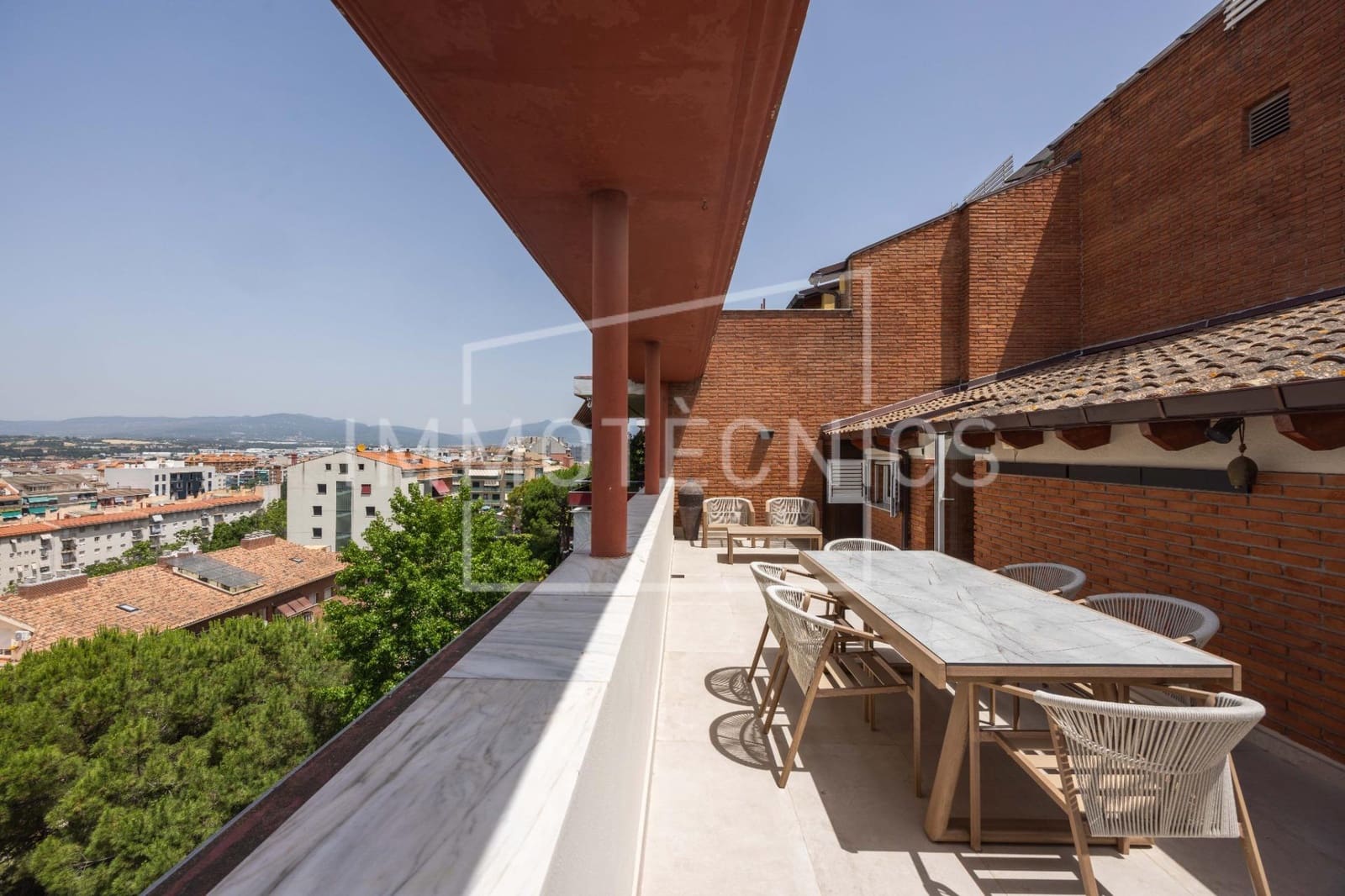 3 bedroom Penthouse for sale in Granollers with pool garage - € 619,000 (Ref: 9922441)