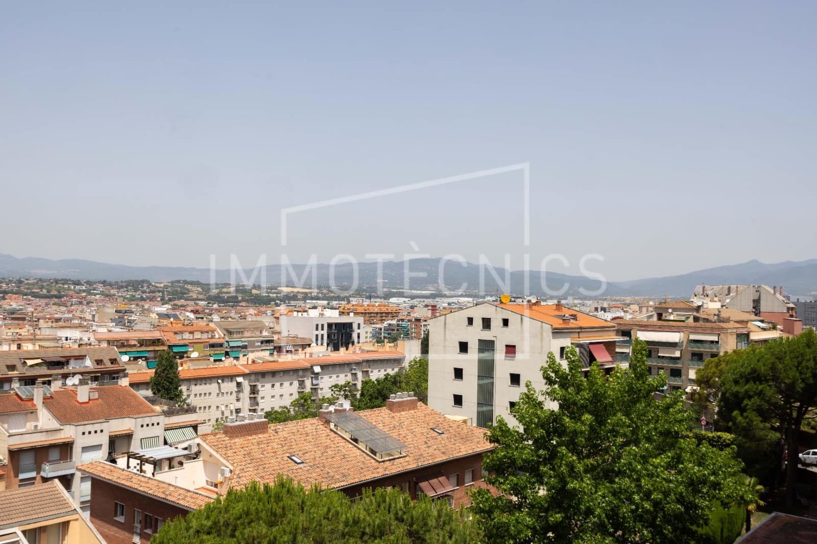 3 bedroom Penthouse for sale in Granollers with pool garage - € 619,000 (Ref: 9922441)