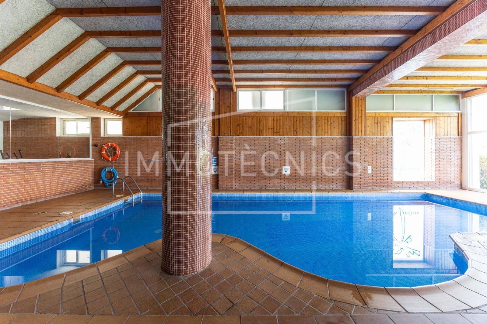3 bedroom Penthouse for sale in Granollers with pool garage - € 619,000 (Ref: 9922441)