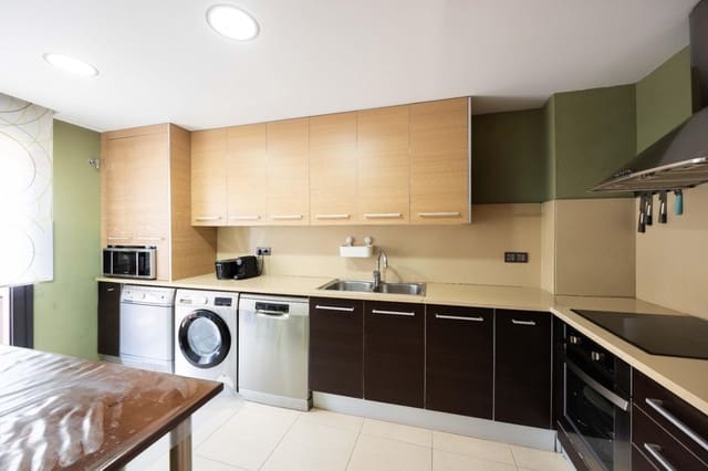 3 soveværelse Lejlighed til salg i La Garriga med garage - € 390.000 (Ref: 9945876)