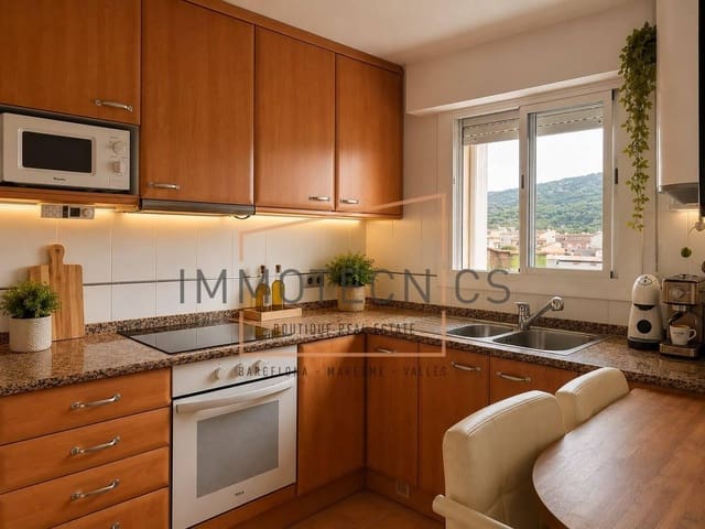3 soverom Penthouse til salgs i Pineda de Mar med garasje - € 250 000 (Ref: 9954342)