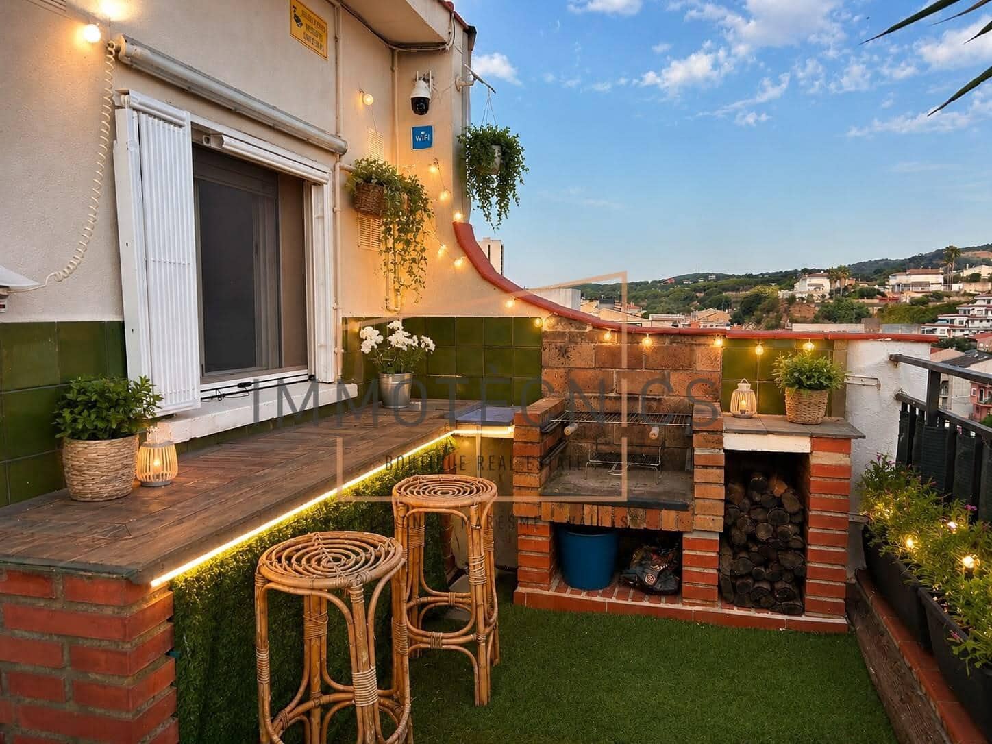 3 soverom Penthouse til salgs i Pineda de Mar med garasje - € 250 000 (Ref: 9954342)