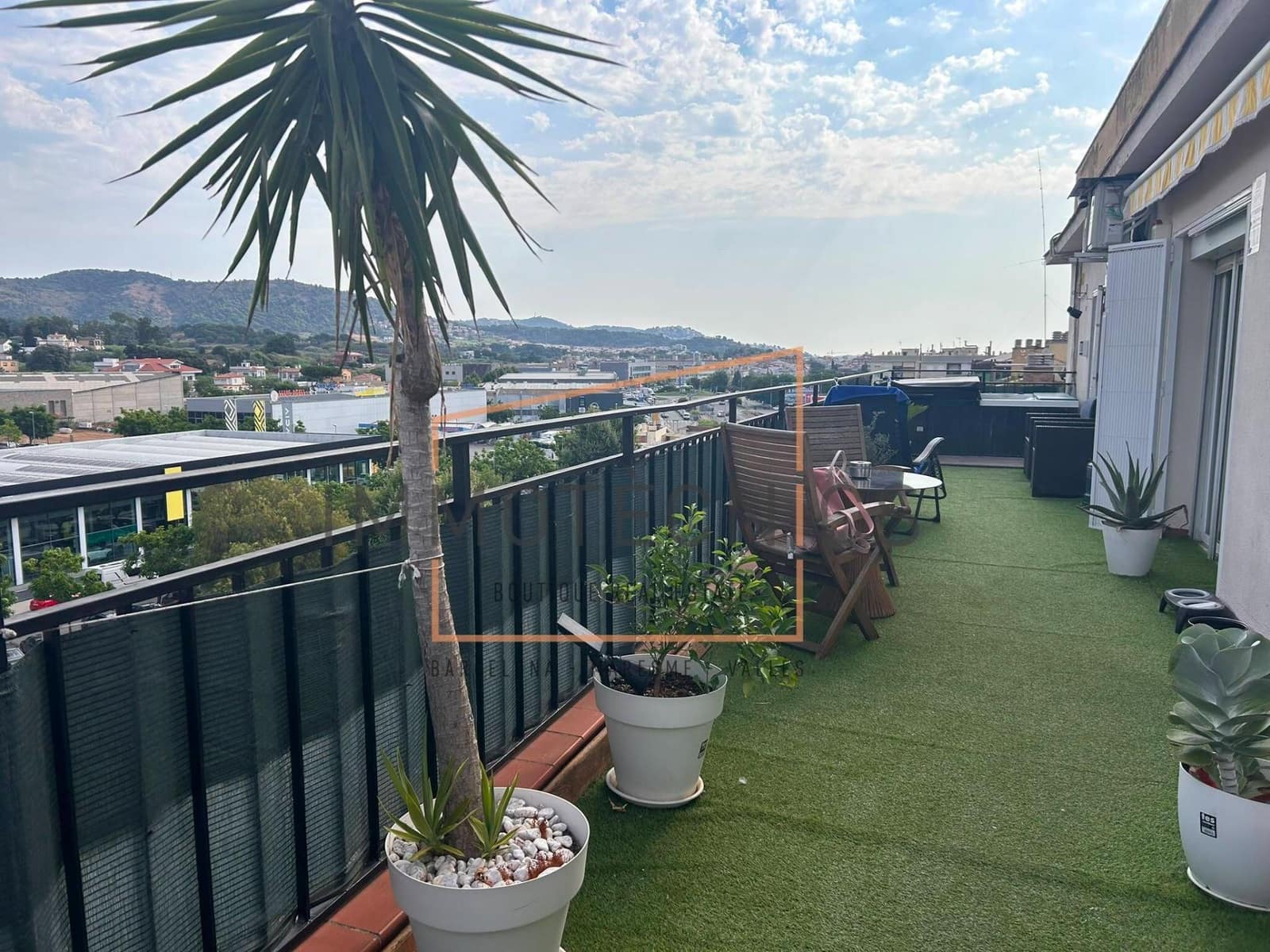3 soverom Penthouse til salgs i Pineda de Mar med garasje - € 250 000 (Ref: 9954342)