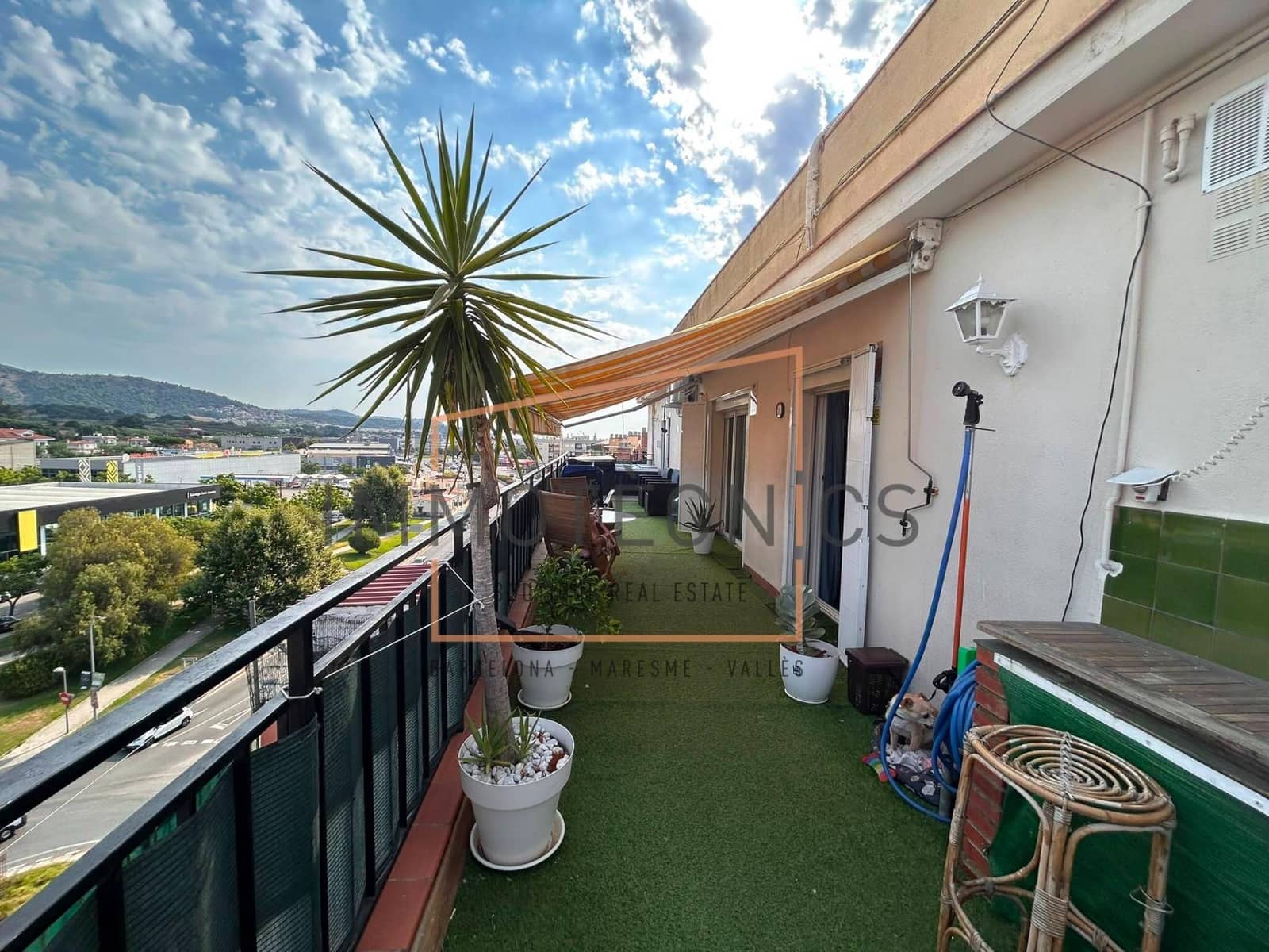3 soverom Penthouse til salgs i Pineda de Mar med garasje - € 250 000 (Ref: 9954342)