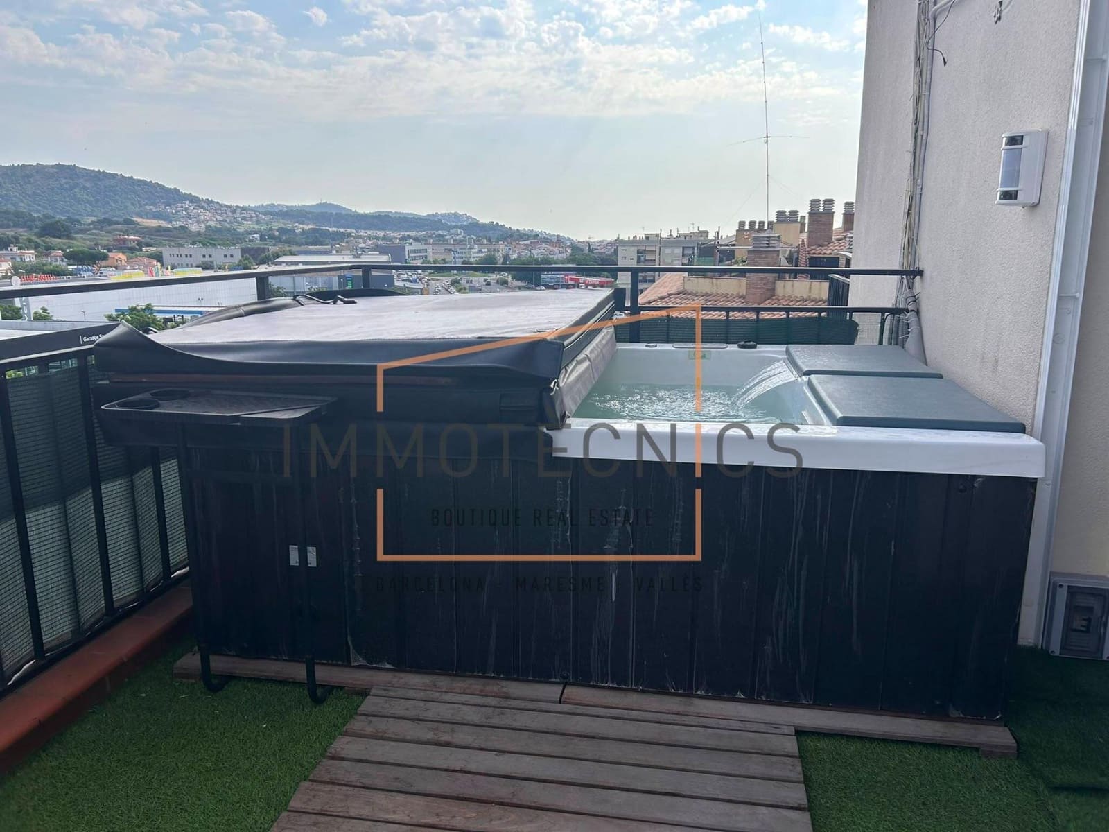 3 soverom Penthouse til salgs i Pineda de Mar med garasje - € 250 000 (Ref: 9954342)