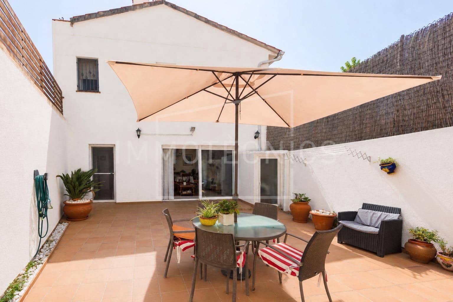 4 soveværelse Byhus til salg i Canet de Mar med garage - € 465.000 (Ref: 9966738)