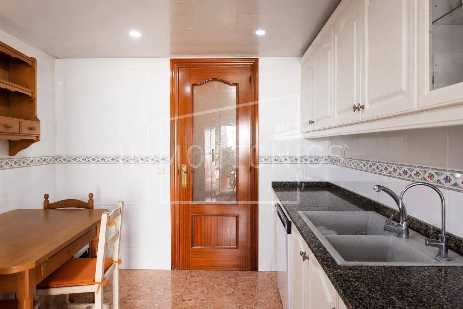 4 soveværelse Byhus til salg i Canet de Mar med garage - € 465.000 (Ref: 9966738)