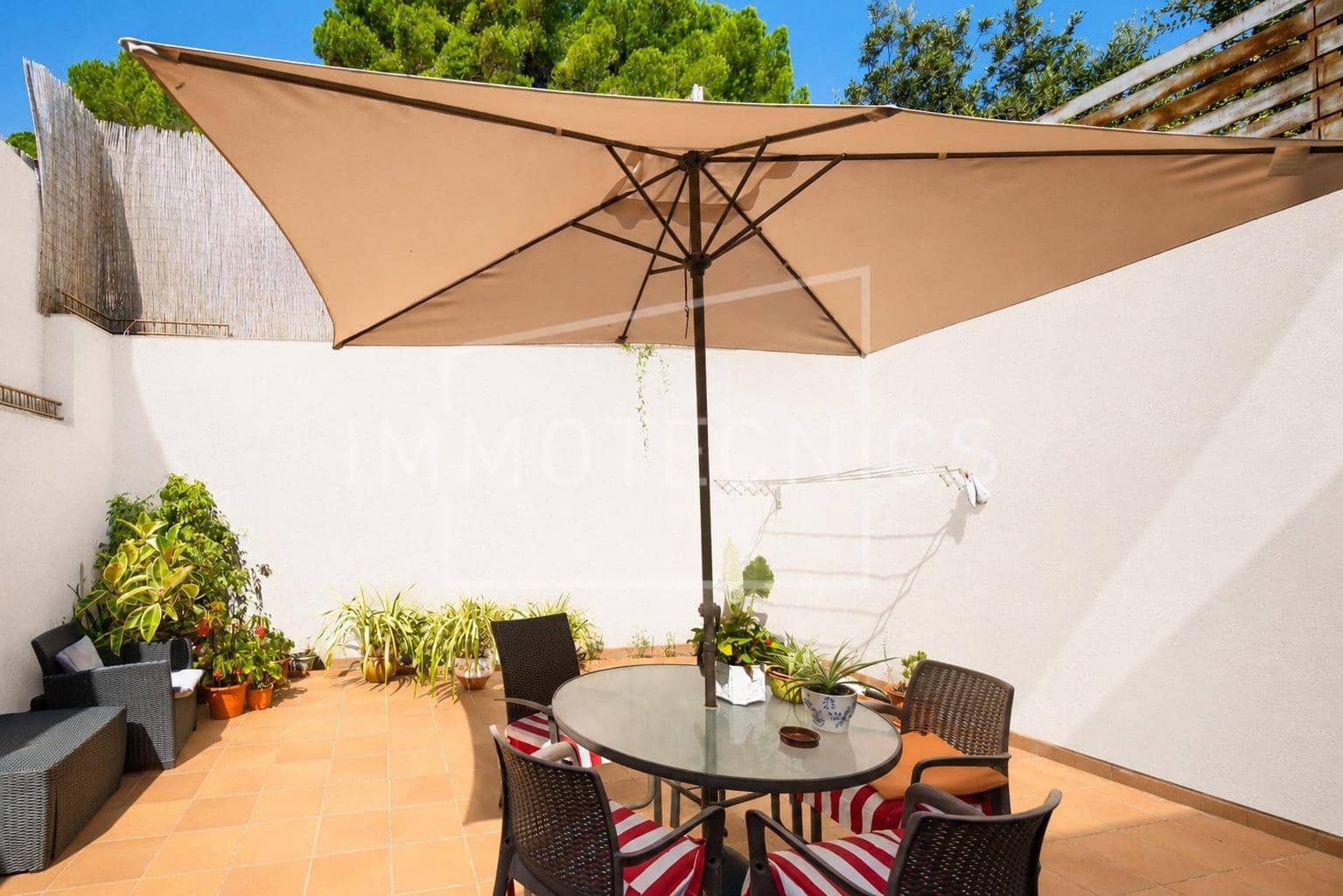 4 soveværelse Byhus til salg i Canet de Mar med garage - € 465.000 (Ref: 9966738)