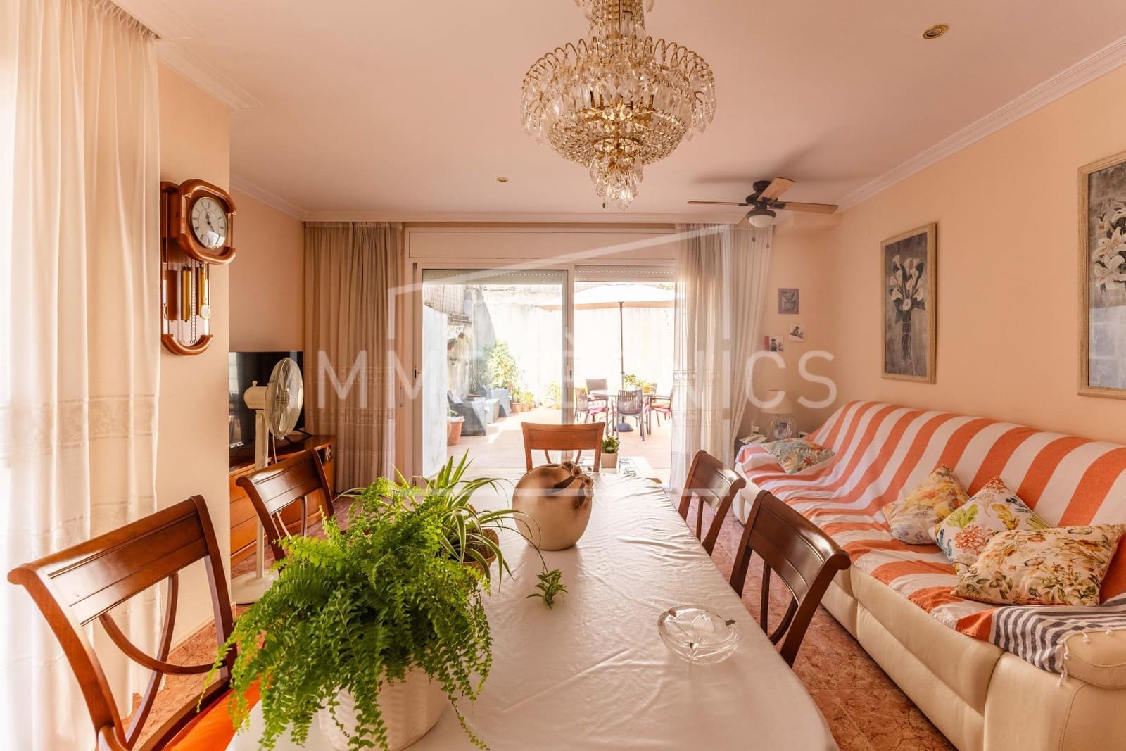 4 soveværelse Byhus til salg i Canet de Mar med garage - € 465.000 (Ref: 9966738)