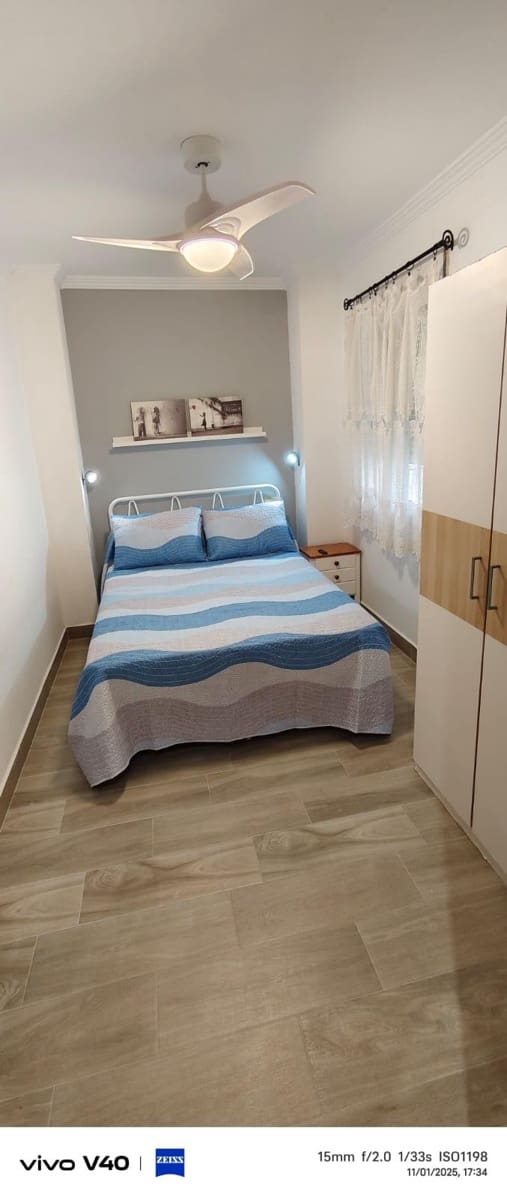 2 Zimmer Apartment zu vermieten in Guardamar del Segura - 800 € (Ref: 9437861)