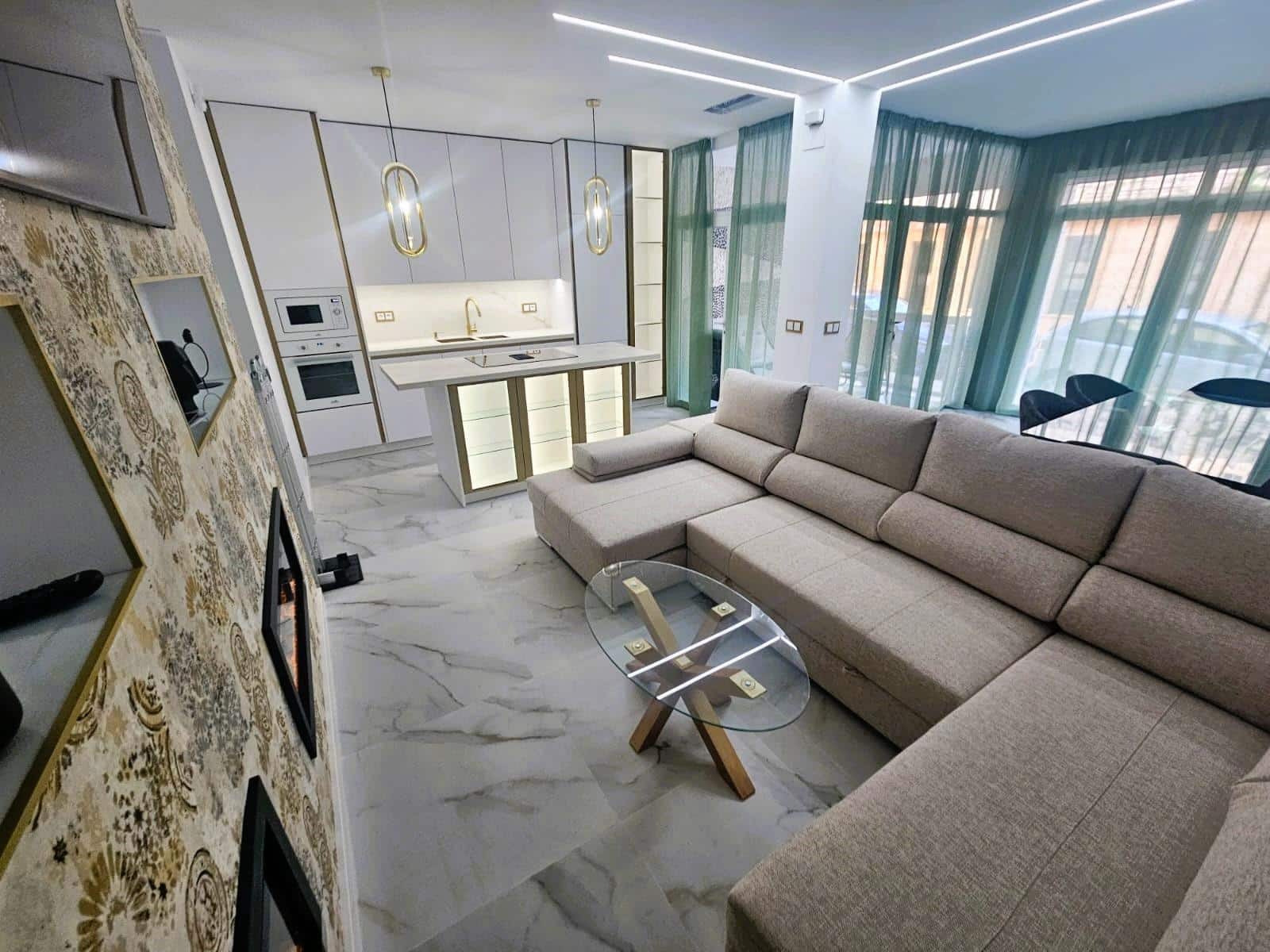 3 soveværelse Lejlighed til salg i Guardamar del Segura - € 347.000 (Ref: 9437864)