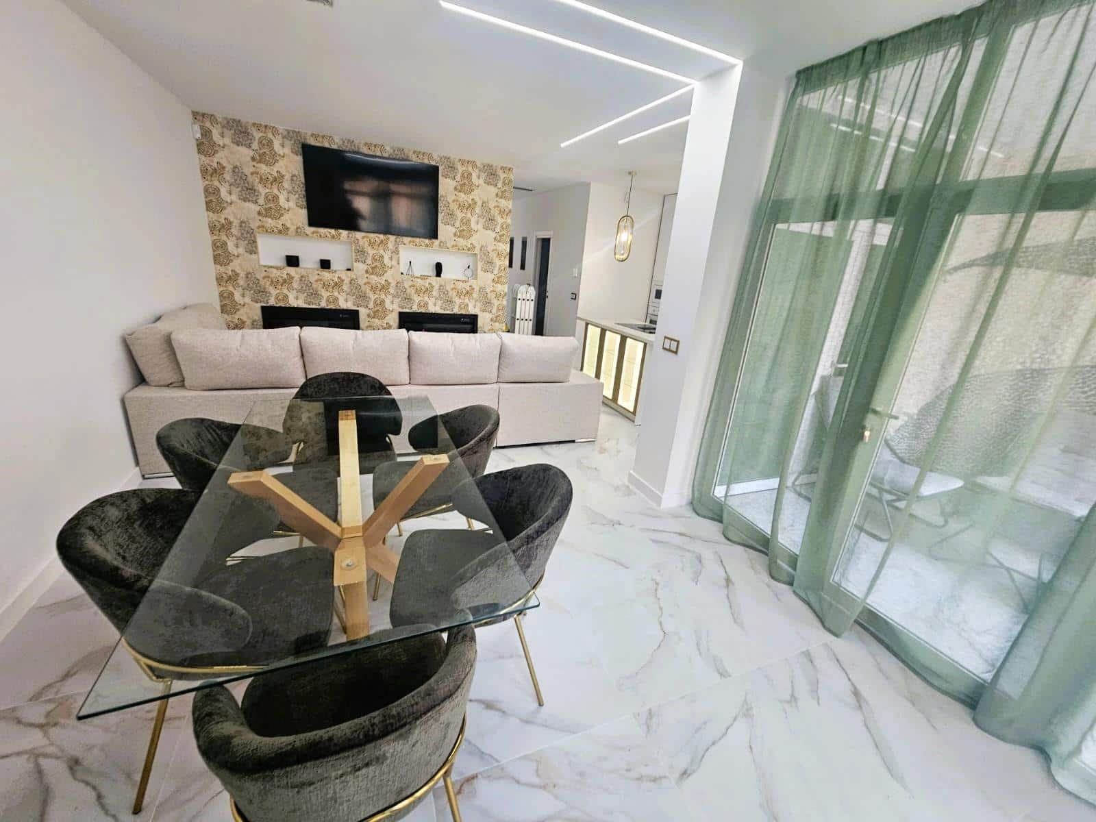 3 soveværelse Lejlighed til salg i Guardamar del Segura - € 347.000 (Ref: 9437864)