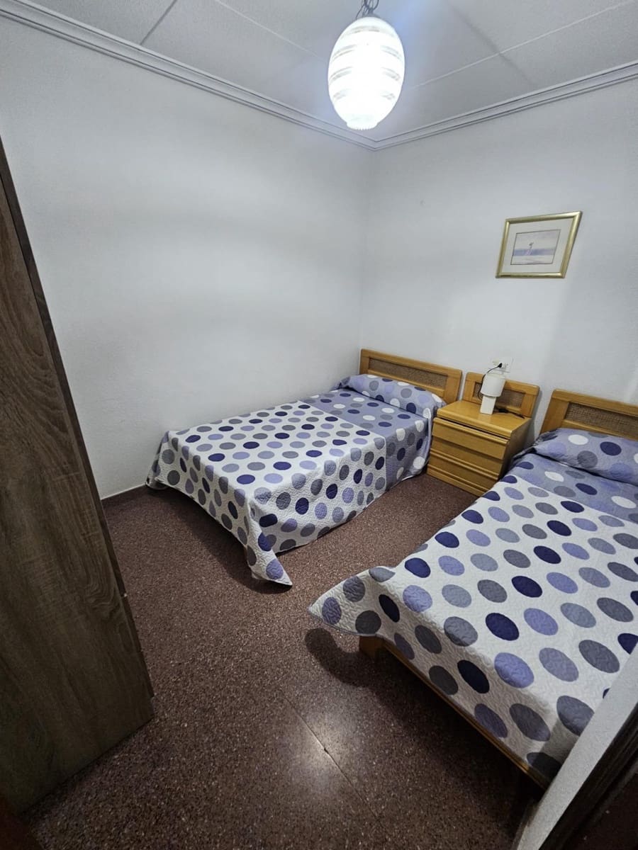 4 bedroom Apartment for sale in La Mata - € 145,000 (Ref: 9437865)