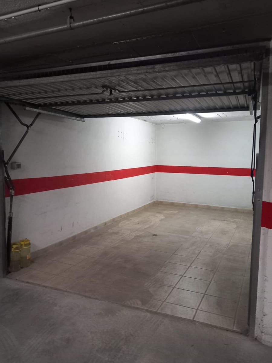 Garage for sale in Guardamar del Segura - € 23,000 (Ref: 9437866)