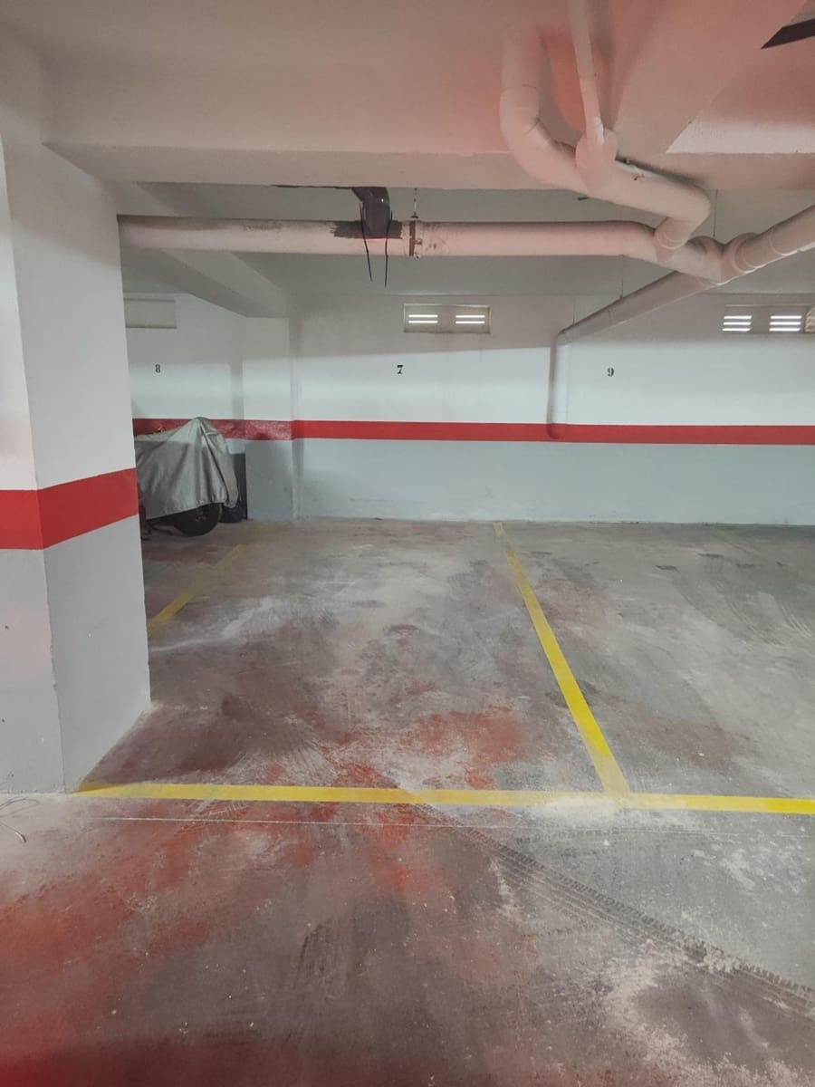 Garaje en Torrevieja en venta - 15.500 € (Ref: 9437869)