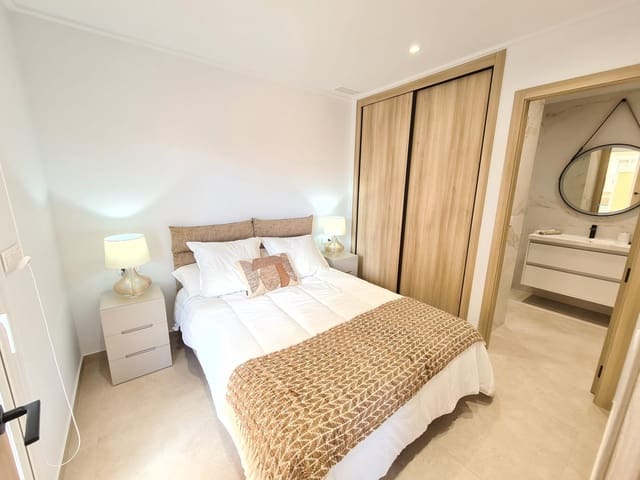 3 soveværelse Lejlighed til salg i El Raso, Guardamar del Segura med garage - € 269.900 (Ref: 9437872)