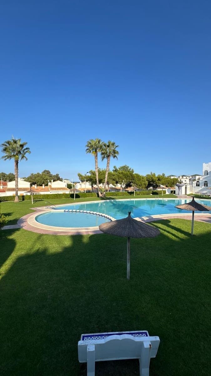 3 soveværelse Bungalow til salg i La Mata - € 249.999 (Ref: 9437873)
