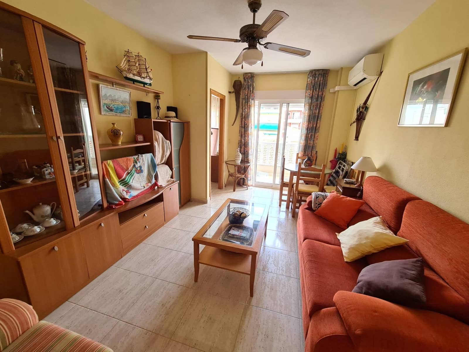 2 bedroom Apartment for sale in Guardamar del Segura - € 137,500 (Ref: 9437881)