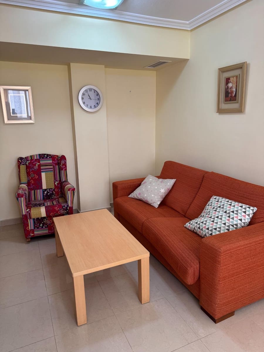 3 bedroom Apartment for sale in Guardamar del Segura - € 272,000 (Ref: 9437886)