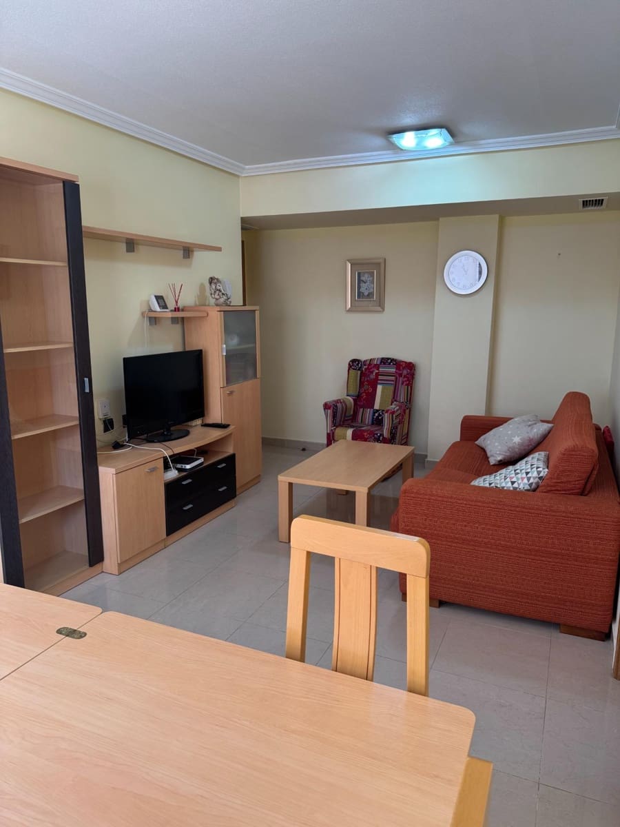 3 bedroom Apartment for sale in Guardamar del Segura - € 272,000 (Ref: 9437886)