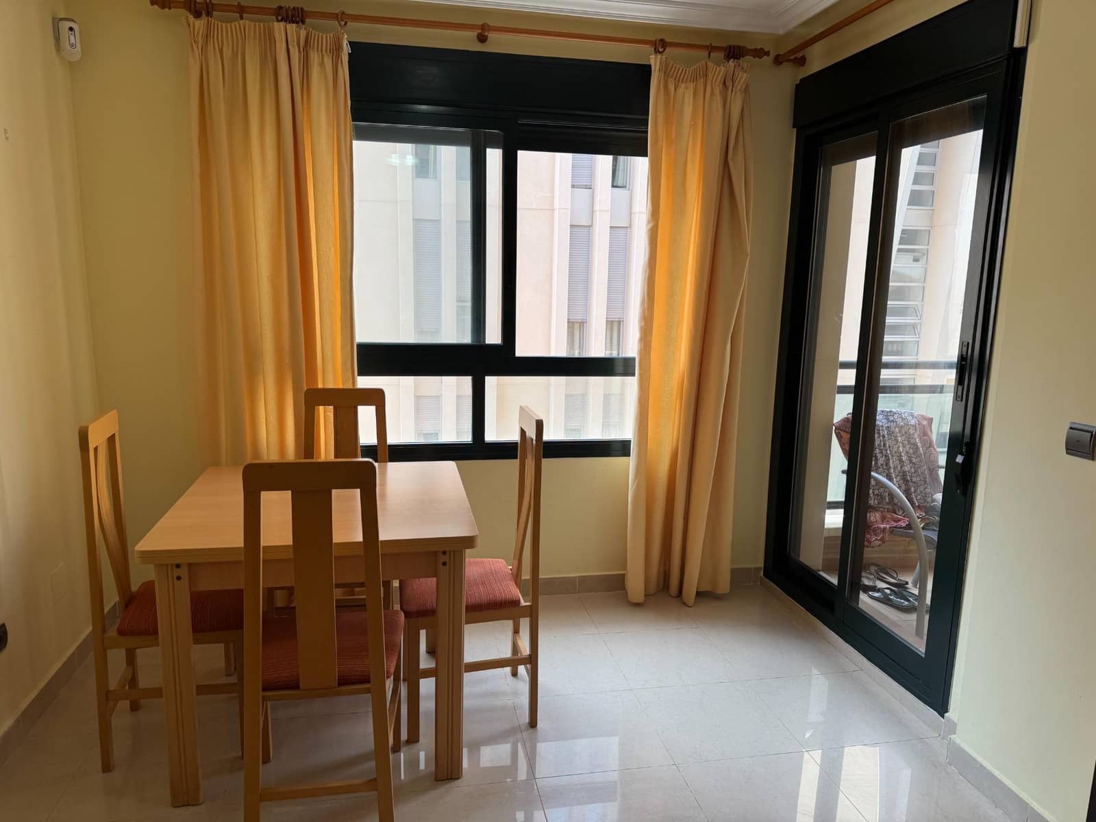 3 bedroom Apartment for sale in Guardamar del Segura - € 272,000 (Ref: 9437886)