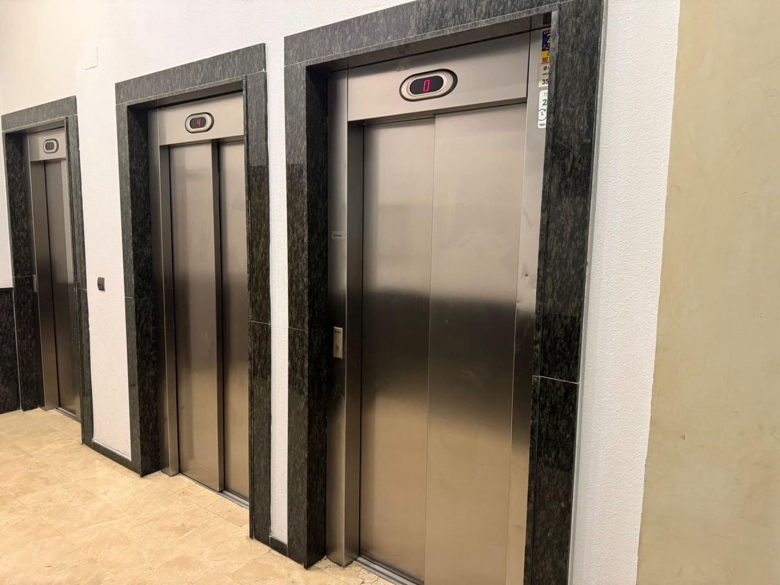 3 bedroom Apartment for sale in Guardamar del Segura - € 272,000 (Ref: 9437886)