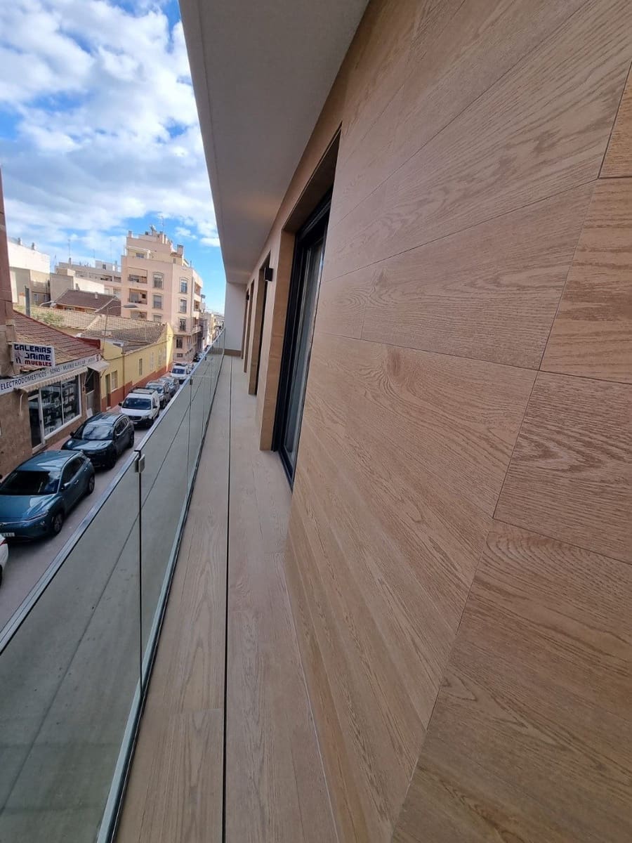 3 bedroom Flat for sale in Guardamar del Segura with garage - € 346,500 (Ref: 9437893)