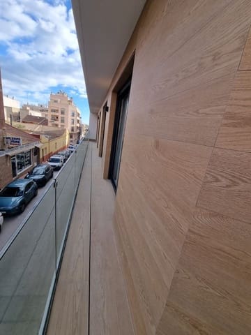 3 bedroom Flat for sale in Guardamar del Segura with garage - € 346,500 (Ref: 9437893)