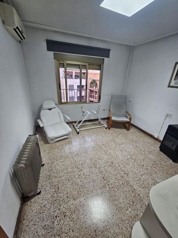 Apartamento de 4 habitaciones en Orihuela en venta - 149.000 € (Ref: 9437898)