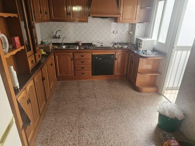 Apartamento de 4 habitaciones en Orihuela en venta - 149.000 € (Ref: 9437898)