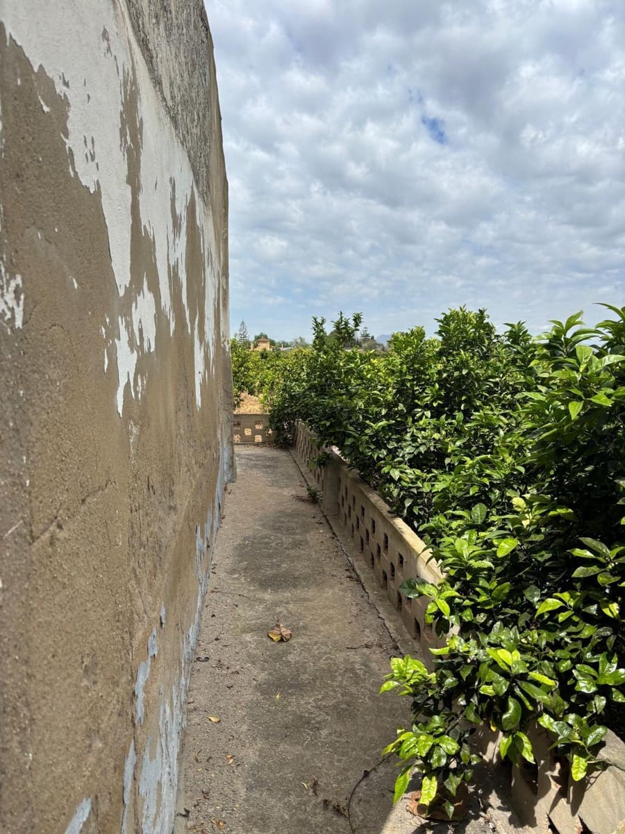 Finca/Country House for sale in Guardamar del Segura - € 214,000 (Ref: 9437899)