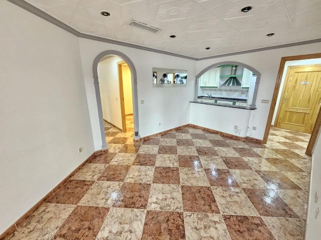 4 quarto Apartamento para venda em Guardamar del Segura com piscina garagem - 247 000 € (Ref: 9440624)