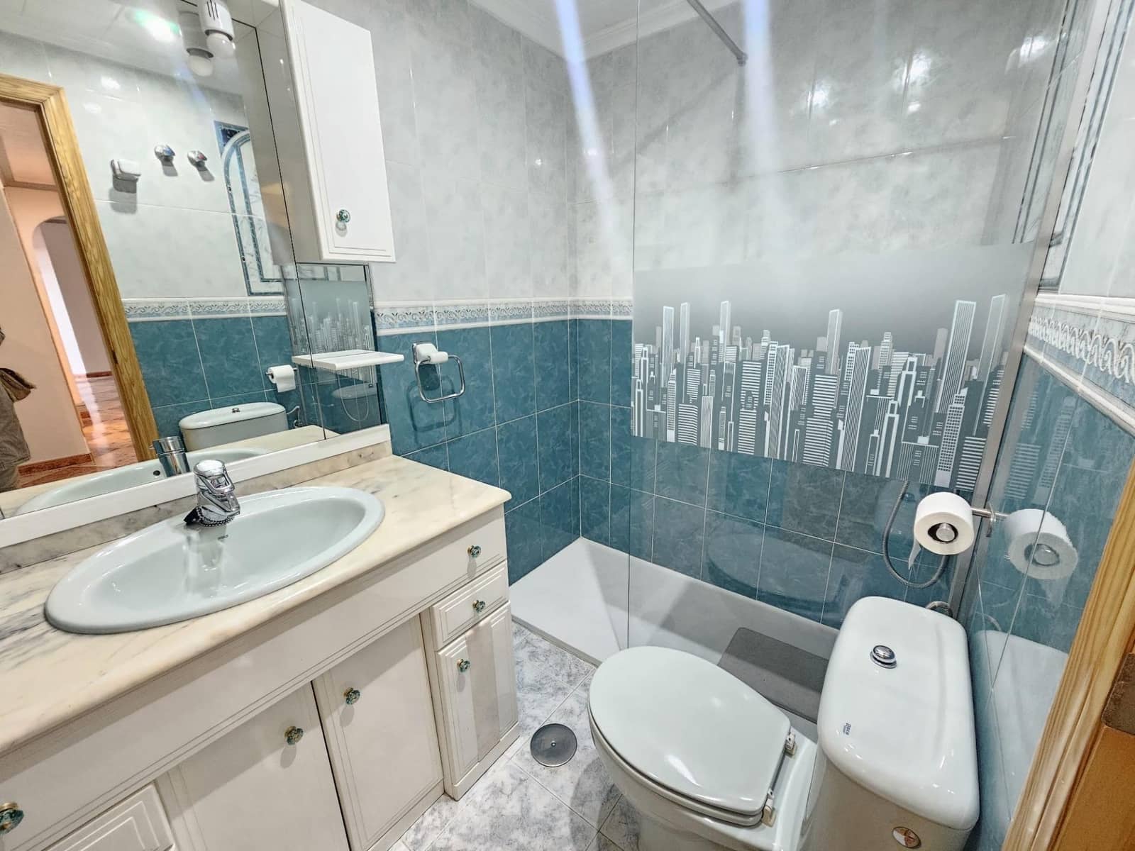 4 quarto Apartamento para venda em Guardamar del Segura com piscina garagem - 247 000 € (Ref: 9440624)