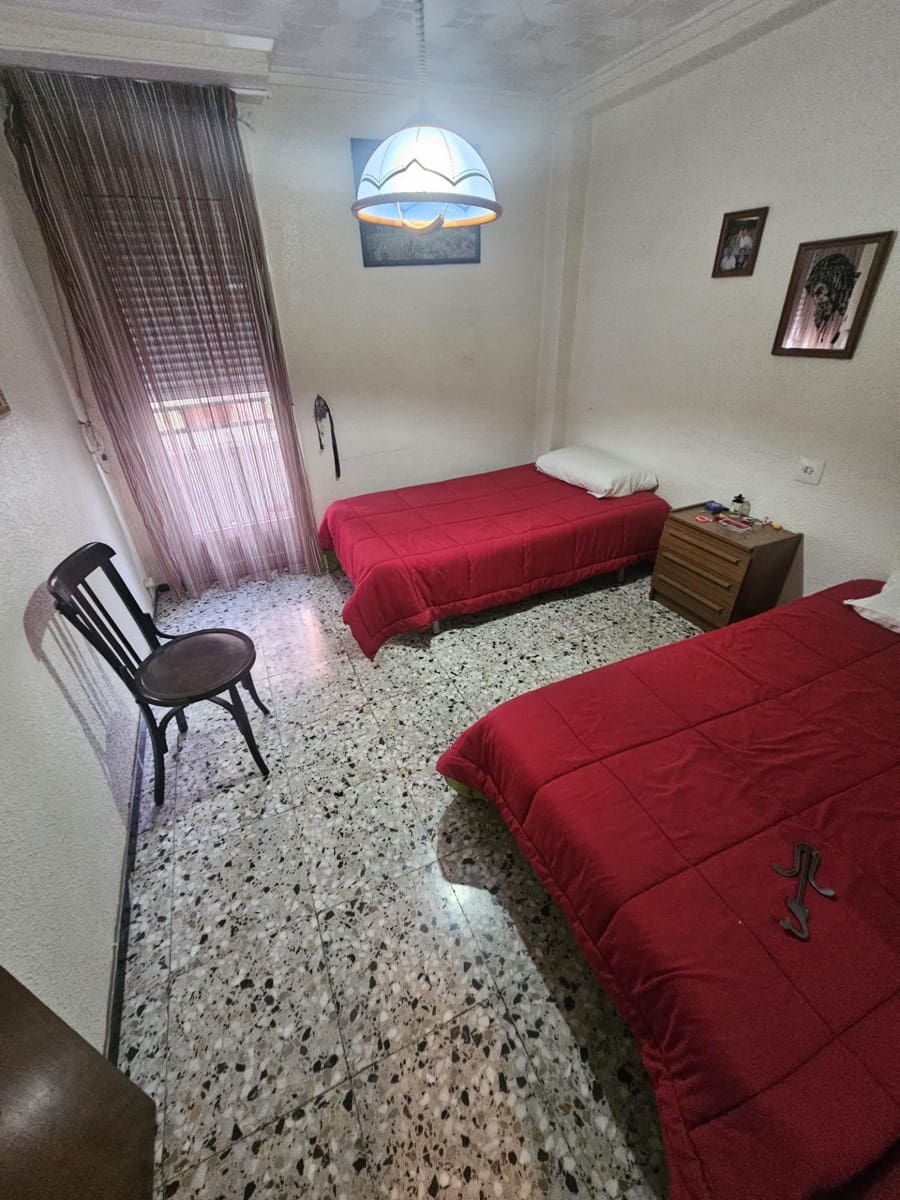 4 bedroom Flat for sale in Dolores - € 92,000 (Ref: 9446452)