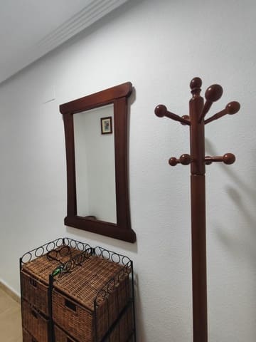 2 Zimmer Wohnung zu vermieten in Guardamar del Segura - 850 € (Ref: 9495370)