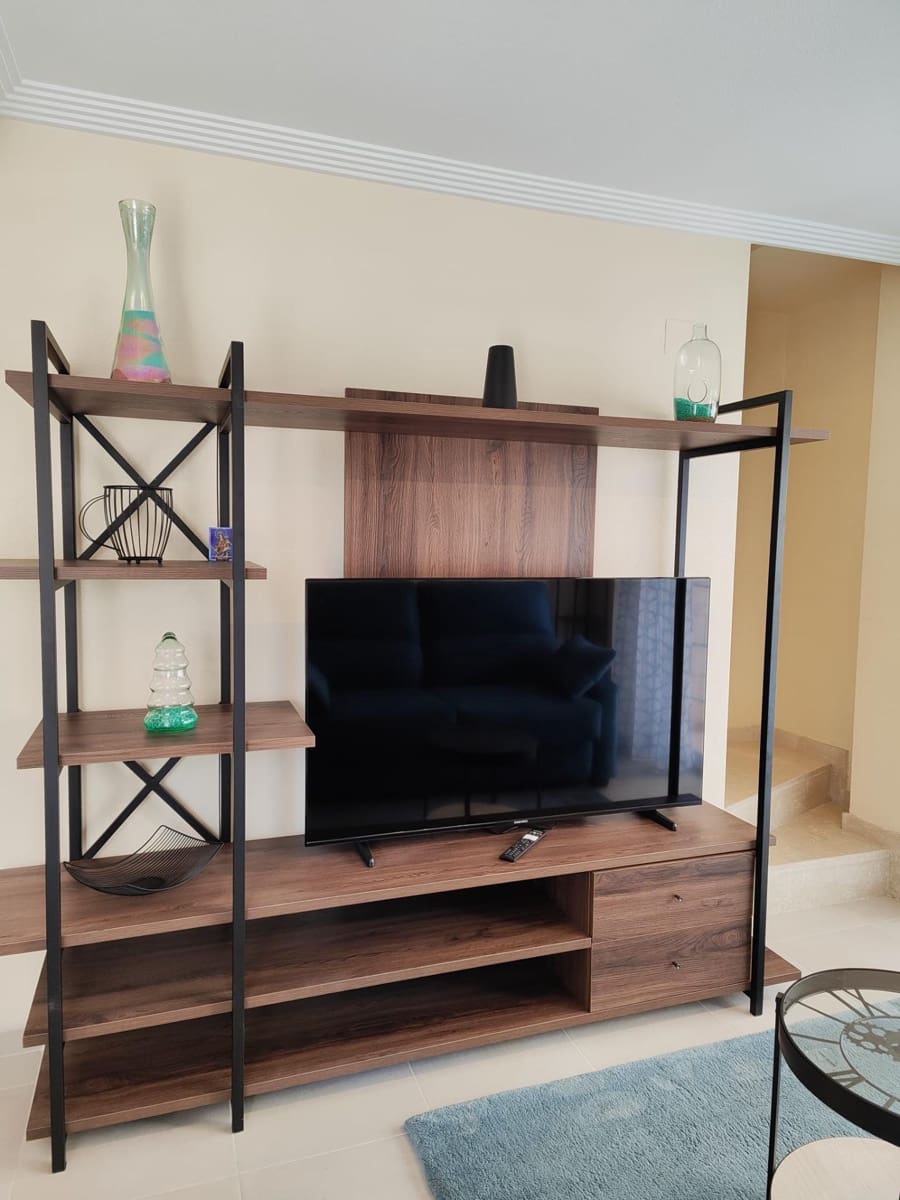 3 bedroom Apartment for rent in Guardamar del Segura with pool - € 1,100 (Ref: 9495371)