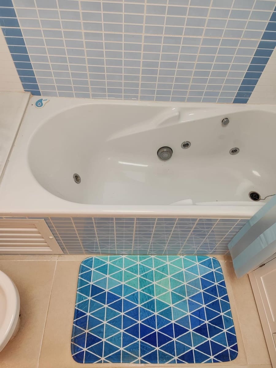 3 bedroom Apartment for rent in Guardamar del Segura with pool - € 1,100 (Ref: 9495371)