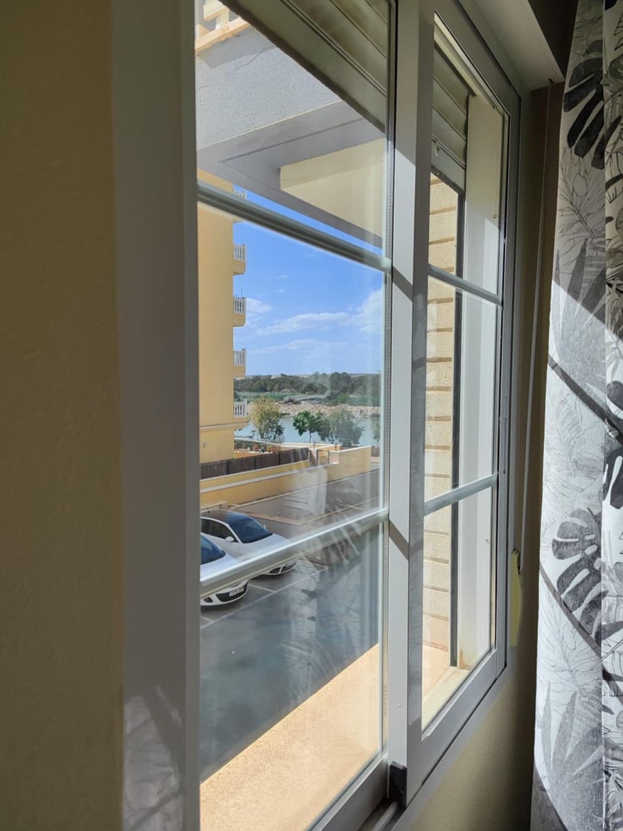 3 bedroom Apartment for rent in Guardamar del Segura with pool - € 1,100 (Ref: 9495371)